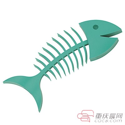 守著稱重的魚，吃起來好像沒那么多，他們玩起了“魚骨拼圖”…… 魚骨 拼圖