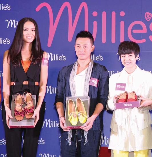 不過，跟世姐合影，也只是美不美，美多少的問題。