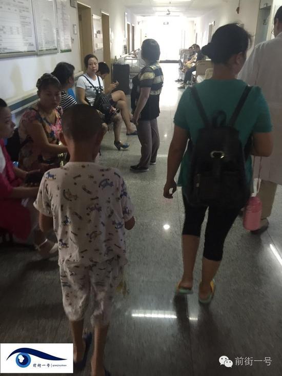 男童車禍搶救治療期間感染艾滋病 5家單位賠40萬(wàn)