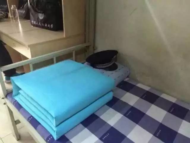 這個(gè)學(xué)校的男生宿舍火了！女同學(xué)都喊著要嫁