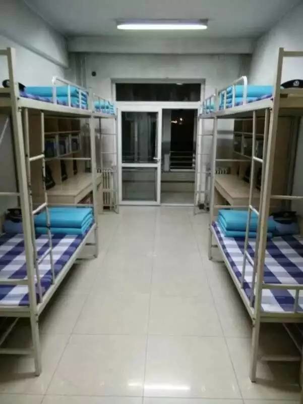 這個(gè)學(xué)校的男生宿舍火了！女同學(xué)都喊著要嫁