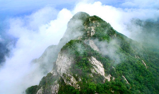 五朵山清涼“民族風(fēng)” 關(guān)愛(ài)學(xué)生有優(yōu)惠