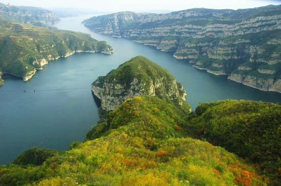 到黃河三峽“飛”黃河、拜孔子、探溶洞