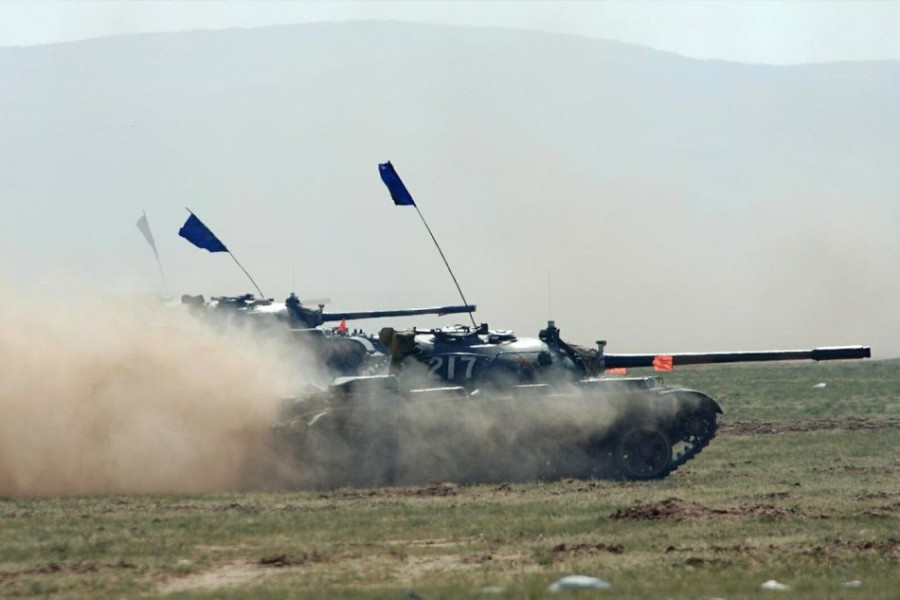 　火車上59式坦克密密麻麻。