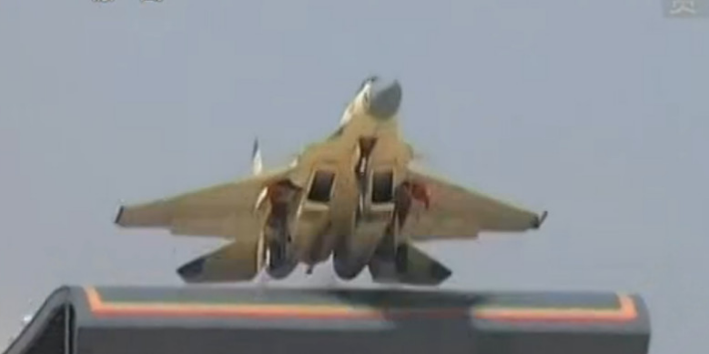 中國海軍首支艦載航空兵部隊組建