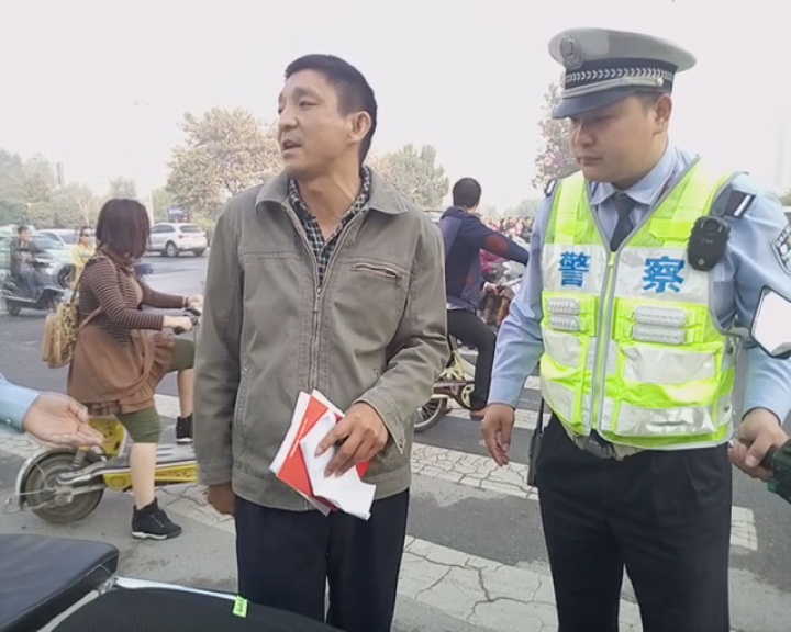 上班表情5：最逗摩的哥 你帶的到底是誰(shuí).....