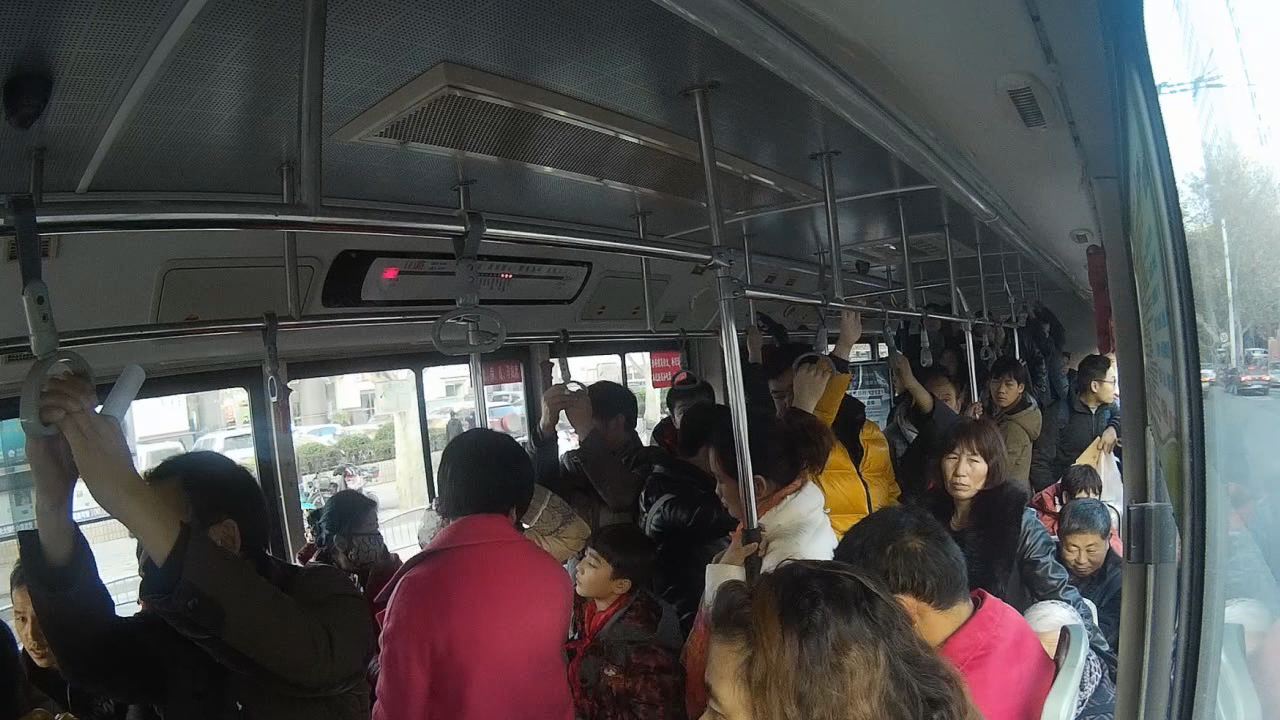 陌生人向你借手機 給嗎？