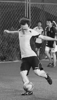 雖然俺是替補，可腳法依然風(fēng)騷