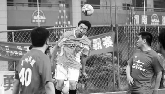 鄭州經(jīng)開(kāi)正和隊(duì)?wèi){借這場(chǎng)2∶0小勝中州聯(lián)盟隊(duì)，連勝晉級(jí)16強(qiáng)