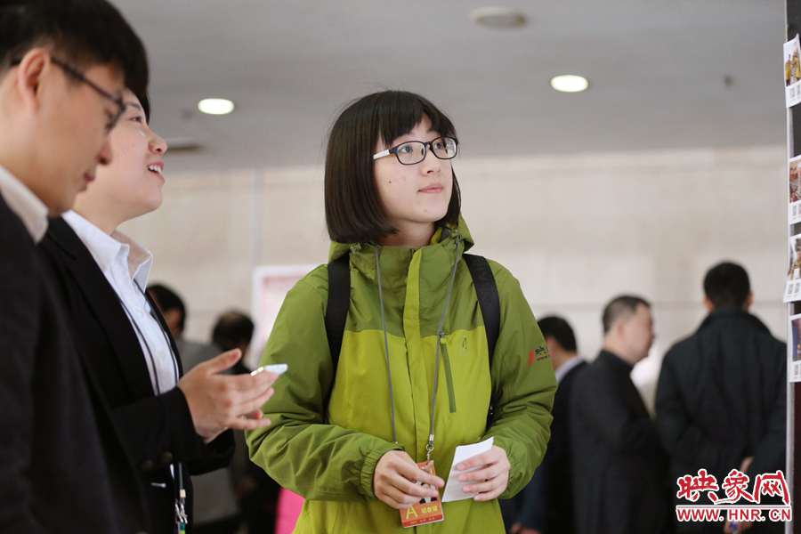 解答咨詢大象融媒的樂天。