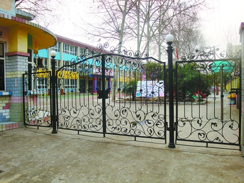 機(jī)車廠幼兒園大門