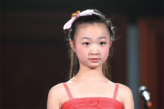 《開(kāi)口就唱》新年歌會(huì)，百姓歌手唱享幸福