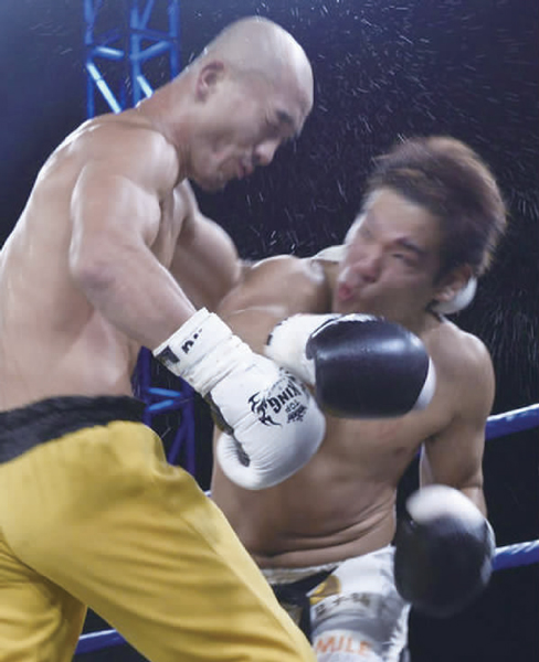 武僧一龍點數(shù)負(fù)于日本“偽娘拳王”長島自演乙雄一郎