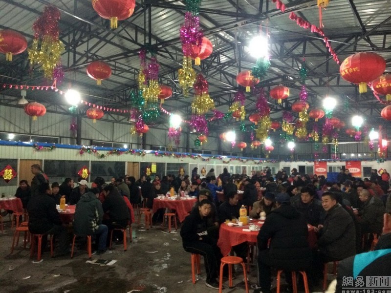 村主任孫女滿(mǎn)月 連擺2天流水席