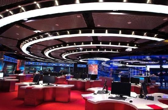 新聞聯(lián)播豪華演播室 技術(shù)超過(guò)美國(guó)