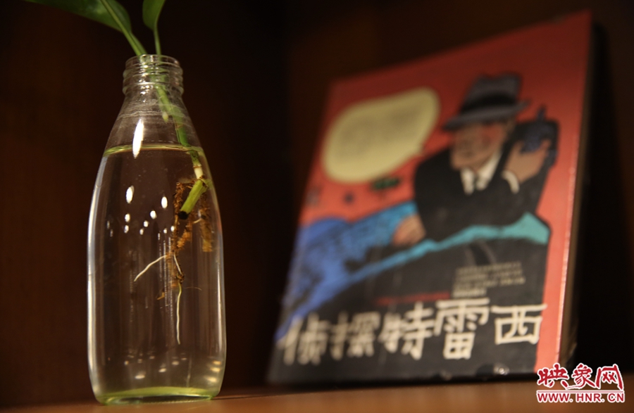 書(shū)店內(nèi)的裝飾。