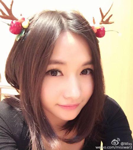 曝內(nèi)江電競(jìng)女主播年薪千萬 可人臉蛋受追捧