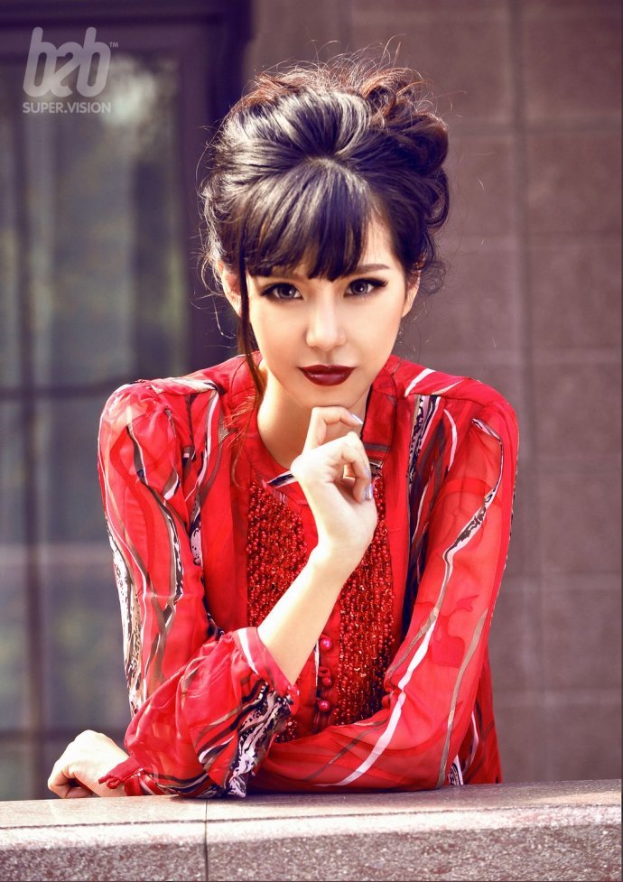 工大最美?；ㄍπ爻鲧R破底線