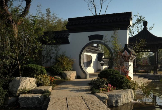 鄭州綠博園舉辦“星橋鵲架、感動(dòng)七夕”活動(dòng)